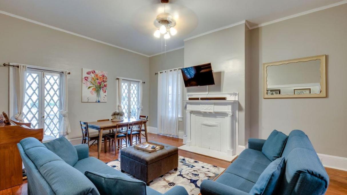 Comfortable Escape In Historic Downtown Savannah Bagian luar foto