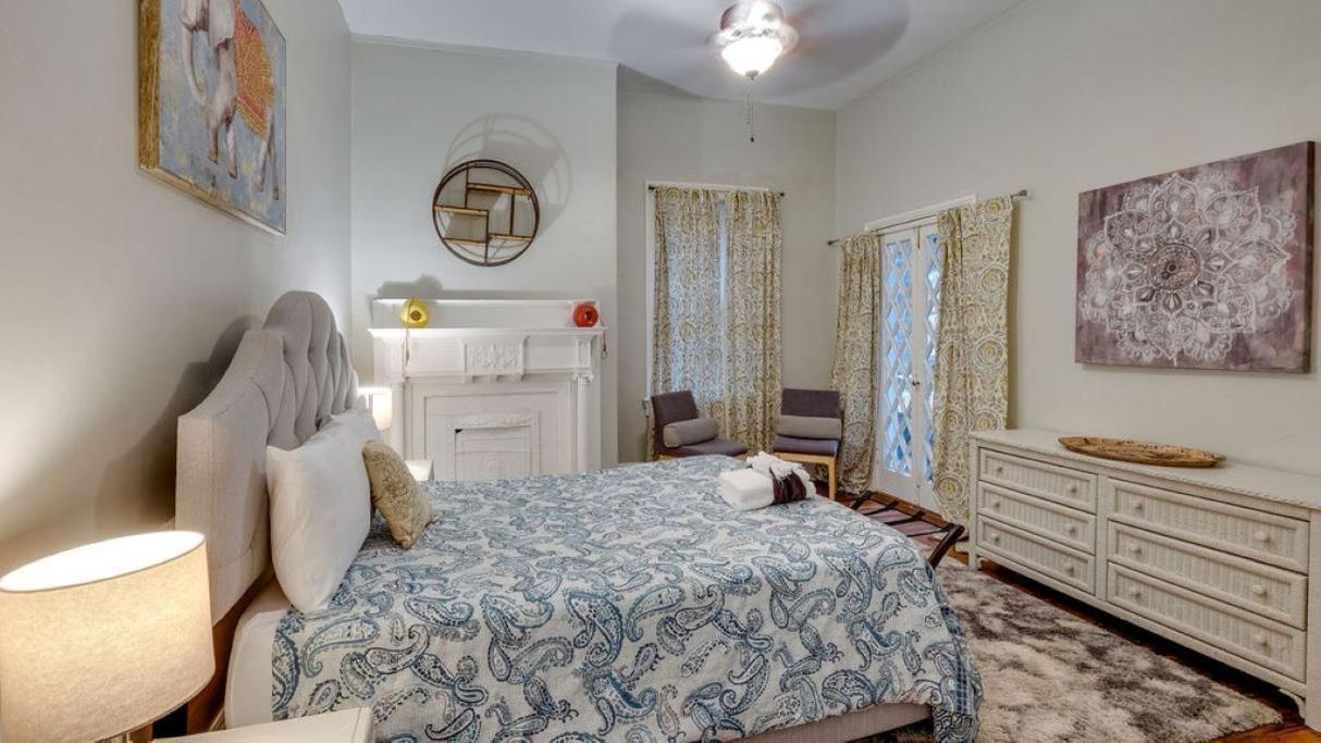 Comfortable Escape In Historic Downtown Savannah Bagian luar foto