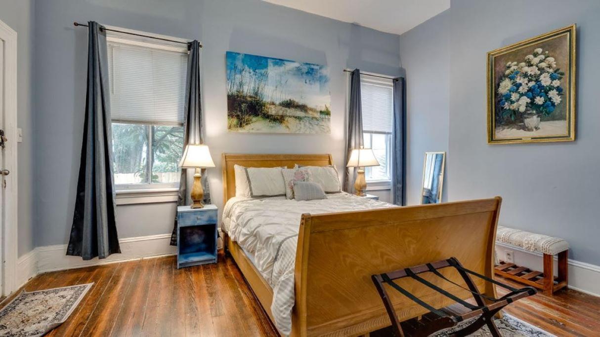 Comfortable Escape In Historic Downtown Savannah Bagian luar foto